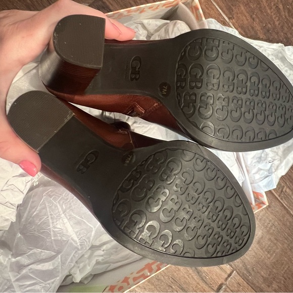 Gianni Bini booties - Picture 2 of 4